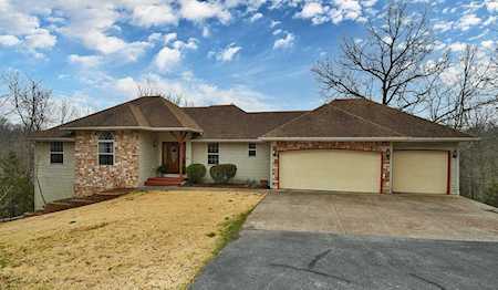 631 Springview Dr Highlandville, MO 65669