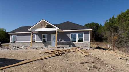 2210 STEEPLERIDGE Circle Granbury, TX 76048