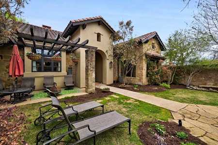 9100 Calera DR #1 Austin, TX 78735