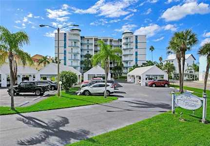 17980 Gulf Blvd #401 Redington Shores, FL 33708