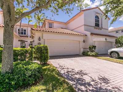964 N Harbor Vw N #964 Hollywood, FL 33019