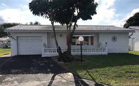 1611 NW 86th Ter Plantation, FL 33322