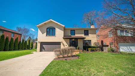 6722 N Nokomis Ave Lincolnwood, IL 60712