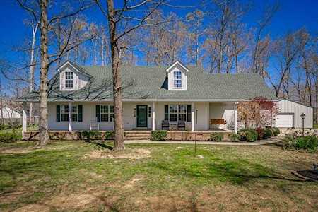 55 Mcmahan Rd Bradyville, TN 37026