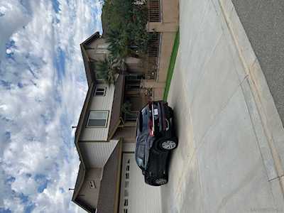648 Oakwood Creek Place Escondido, CA 92027