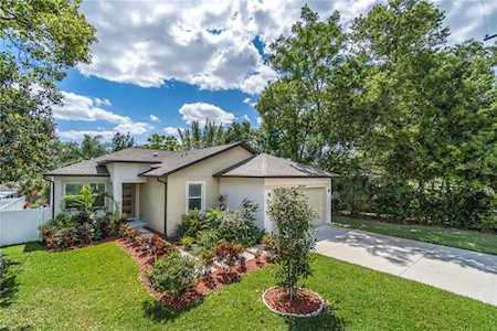 10405 Newport CIRCLE Tampa, FL 33612