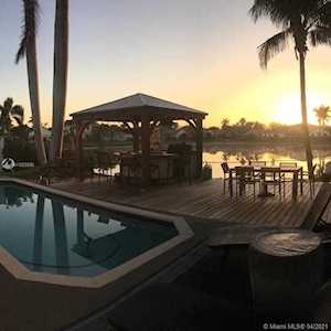 5878 SW 102nd Ter Cooper City, FL 33328
