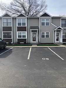 909 Charnwood Lane Worthington, OH 43085