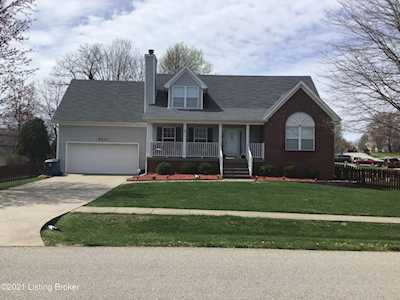 9501 Poplar Hill Dr Crestwood, KY 40014