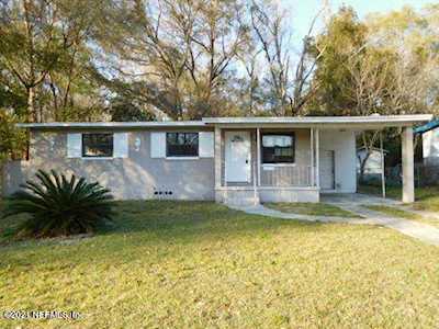4509 Detaille Dr Jacksonville, FL 32209