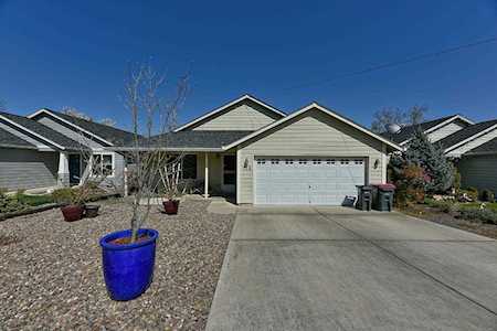 718 Agate St Medford, OR 97501