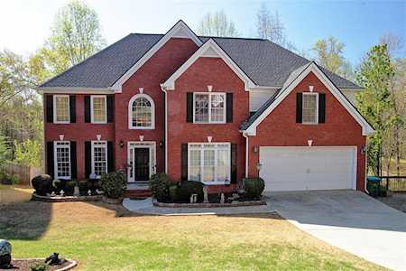 4500 Weston Dr SW Lilburn, GA 30047