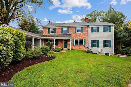 10149 Cedar Ln Kensington, MD 20895