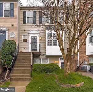 1926 Pawlet Dr Crofton, MD 21114