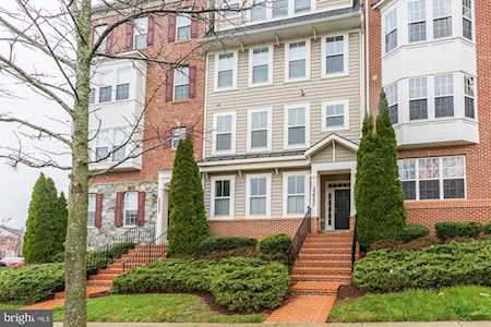 23802 Catawba Hill Dr #23 Clarksburg, MD 20871