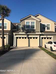 118 Richmond Dr St Johns, FL 32259