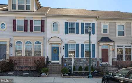 23109 Robin Song Dr Clarksburg, MD 20871
