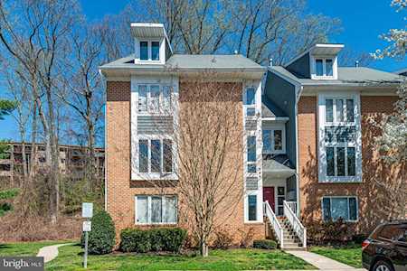 599 Oakland Hills Dr #2B Arnold, MD 21012