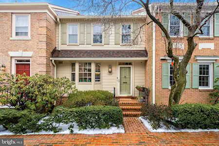 11005 Wickshire Way #L-2 Rockville, MD 20852