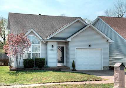 10410 Pinoak View Dr Louisville, KY 40299