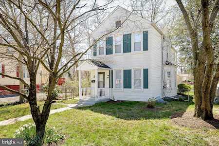 5111 Decatur St Hyattsville, MD 20781