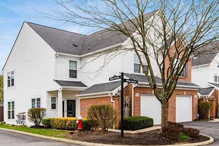 4974 Village Meadow Westerville, OH 43081