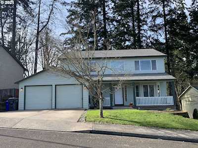 17441 Wake Robin Cir Oregon City, OR 97045
