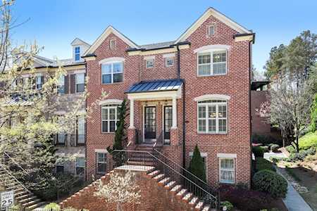 2734 Broughton Ln Atlanta, GA 30339