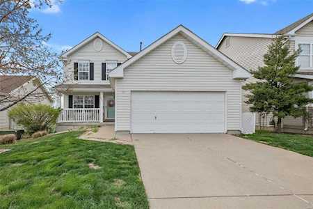 1409 Northshire Ln Lake St Louis, MO 63367