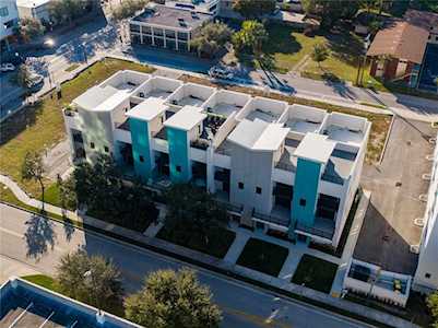 22 N School Ave Sarasota, FL 34237