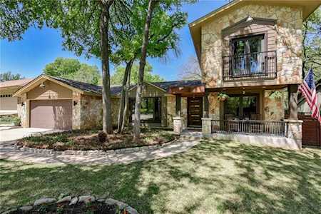 1704 Mistywood DR Austin, TX 78746