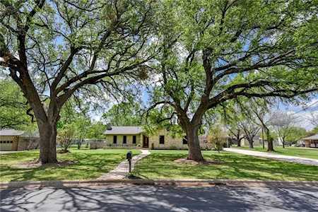 120 Woodland RD Georgetown, TX 78628