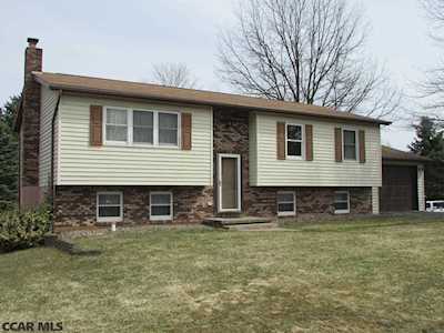 1018 Crabapple Drive State College, PA 16801