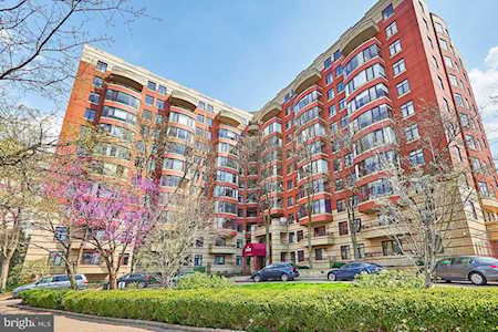 2400 Clarendon Blvd #214 Arlington, VA 22201
