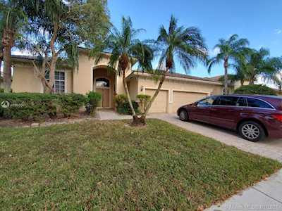 6124 SW 192nd Ave Pembroke Pines, FL 33332