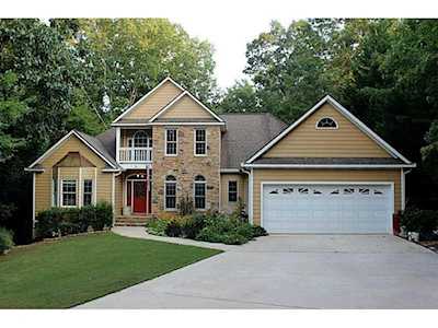 88 Holly Dr Dawsonville, GA 30534