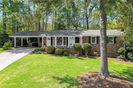 6500 Whispering Ln NE Atlanta, GA 30328