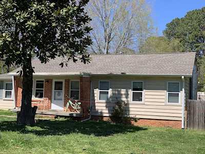 45 Green Acres Dr Jackson, TN 38301