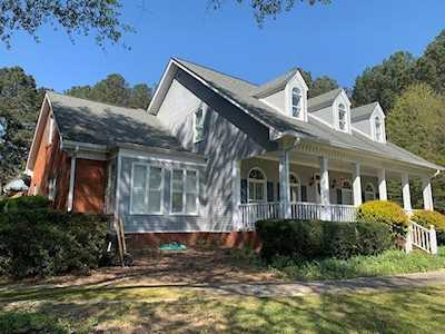 3261 Garmon Dr Loganville, GA 30052