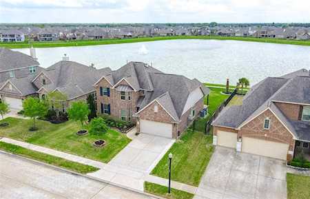 31911 Cary Douglas Dr Hockley, TX 77447