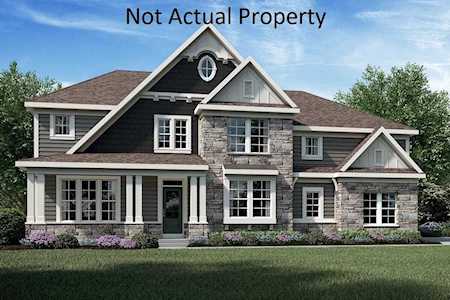 806 Littleton Drive Pickerington, OH 43147