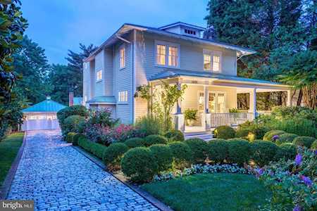 3805 Taylor St Chevy Chase, MD 20815