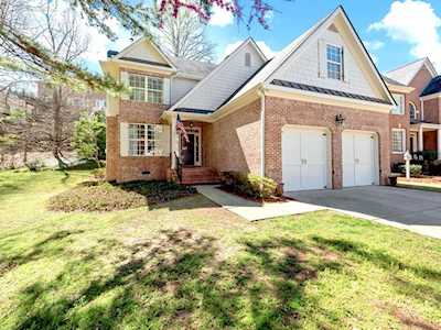 6220 Crofton Dr Alpharetta, GA 30005