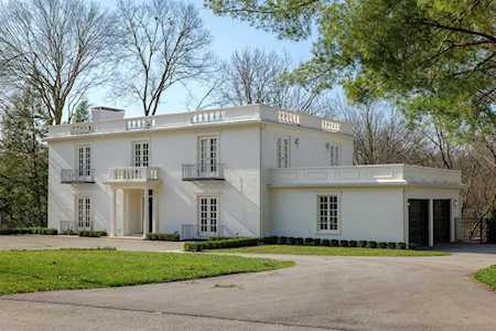 610 Club Ln Louisville, KY 40207