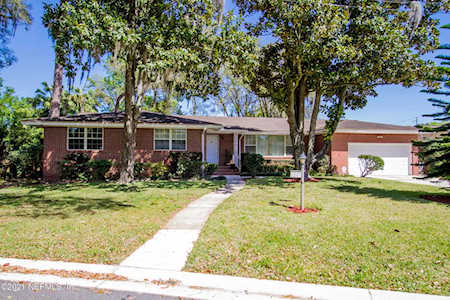 6849 Estrada Rd Jacksonville, FL 32217