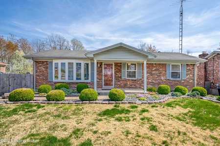 5507 Landcross Dr Louisville, KY 40216