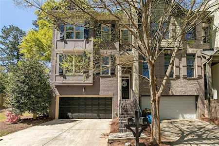 25 Oakhurst Common Dr Decatur, GA 30030