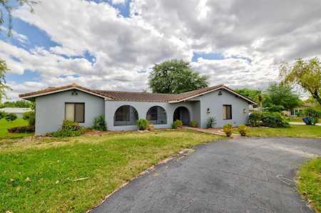 11480 NW 30 Street Coral Springs, FL 33065