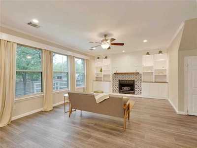 7933 Snook Hook TRL Austin, TX 78729
