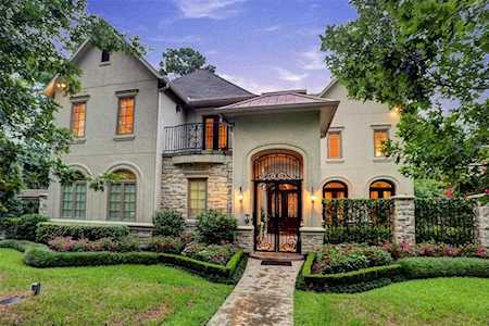 10826 Roaring Brook Ln Hunters Creek Village, TX 77024